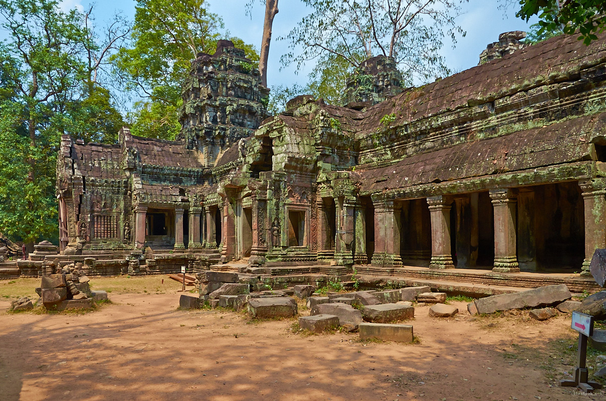 Ta Phrom from behind (I think)