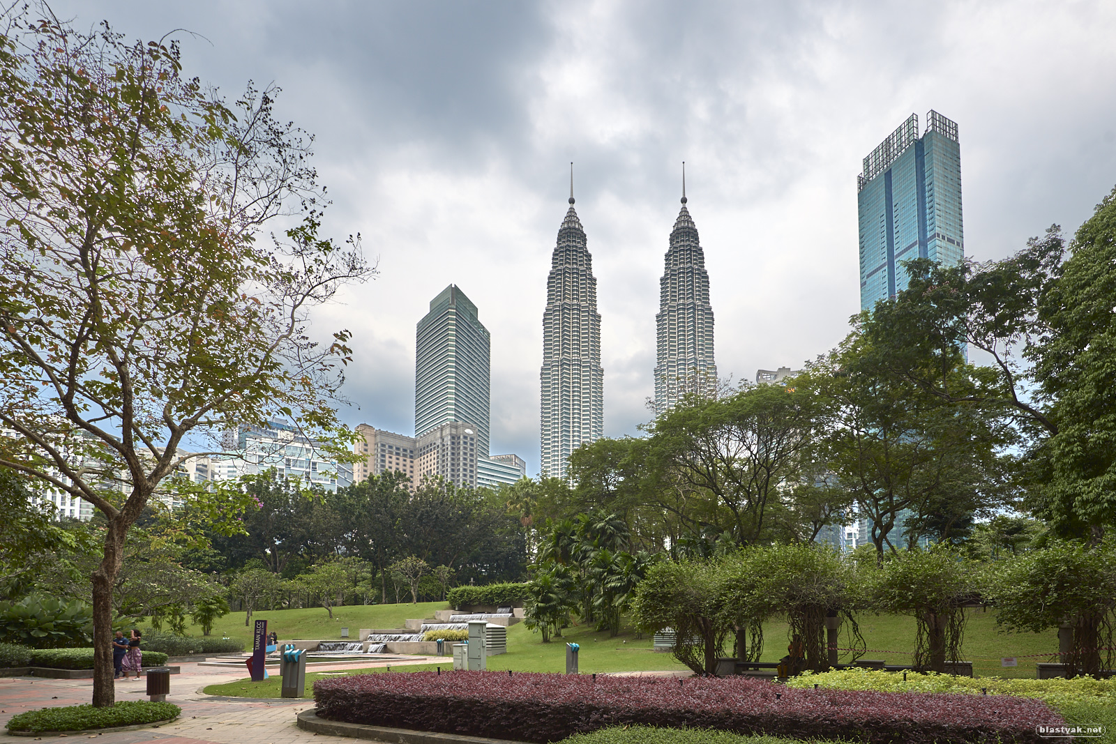 A little trip through the park before heavy rain