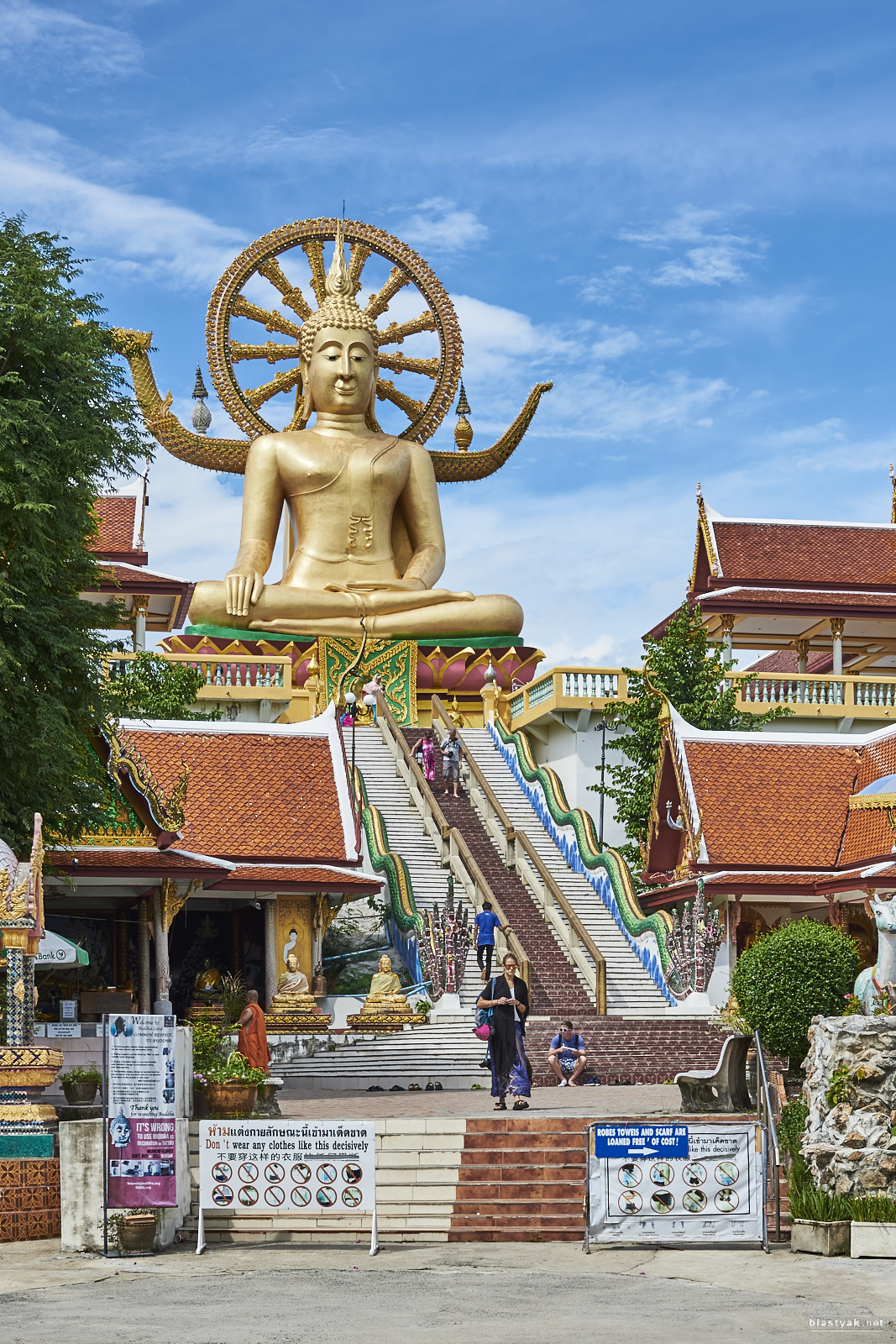 Wat Phra Yai